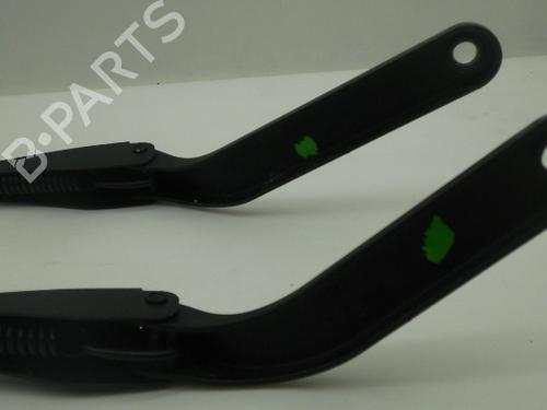 Front windshield wiper arm BMW 1 (E81) 116 i | BP14585500C143 