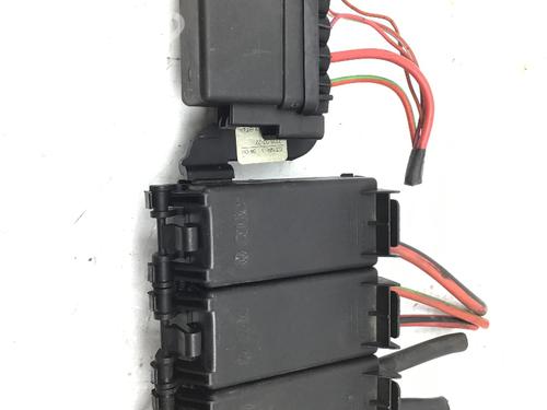 Fuse box SKODA FABIA I (6Y2) 1.4 16V | BP28706038E1