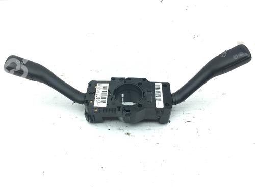 Pulsantiera SKODA FABIA I (6Y2) 1.4 (68 hp) 4B0953503F | 8L0953513G