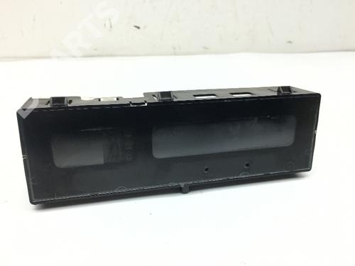 Display RENAULT SCÉNIC I MPV (JA0/1_, FA0_) 1.9 dTi (JA1U) (80 hp) 10747219