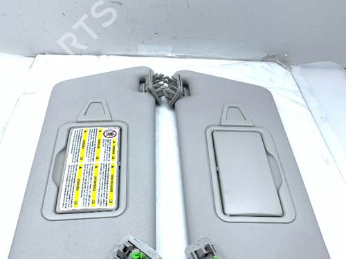 Used Right sun visor MERCEDES-BENZ A-CLASS (W169) A 170 (169.032, 169.332) (116 hp) 32445443