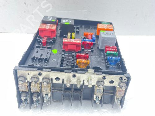 Used Fuse box VW TOURAN (1T1, 1T2) 2.0 TDI 16V (140 hp) 31815493