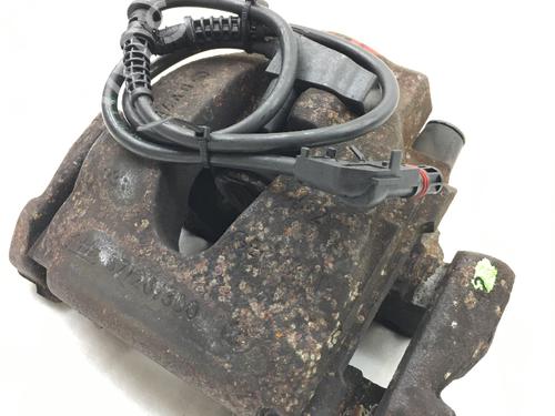 Used Right front brake caliper MERCEDES-BENZ CLK Convertible (A208) CLK 200 Kompressor (208.444) (163 hp) 14586663