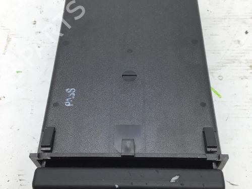 Used Cup/Object holder AUDI A3 (8P1) 2.0 FSI (150 hp) 15180790