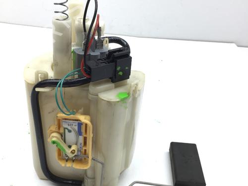 Used Fuel pump MERCEDES-BENZ C-CLASS (W203) C 230 (203.052) (204 hp) 20512386