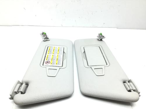 Used Right sun visor MERCEDES-BENZ A-CLASS (W169) A 150 (169.031, 169.331) (95 hp) 17224362