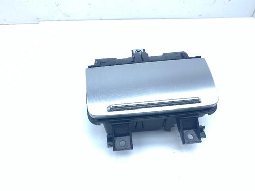 Używane Popielniczka AUDI TT (8J3) 2.0 TFSI (200 hp) 30594821