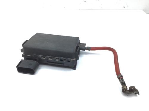 Used Fuse box VW GOLF IV (1J1) 1.4 16V (75 hp) 22357283
