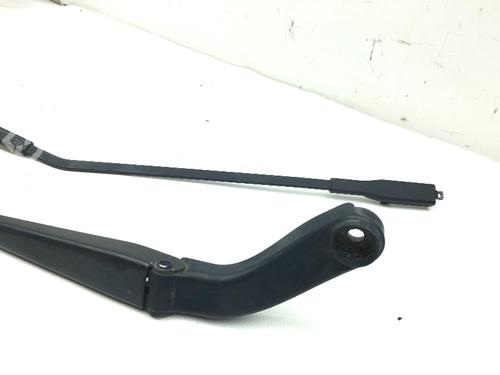 Front windshield wiper arm MERCEDES-BENZ A-CLASS (W169) A 180 CDI (169.007, 169.307) | BP14587449C143