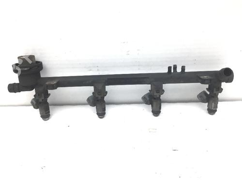 Used Injection rail RENAULT ESPACE III (JE0_) 2.0 16V (JE0N, JE0L, JE02) (140 hp) 12998425