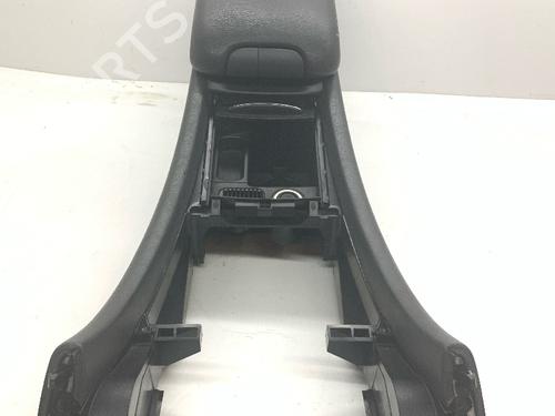 Armrest / Center console MERCEDES-BENZ C-CLASS (W203) C 200 Kompressor (203.042) | BP18921316I20 