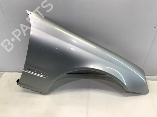 Used Right front fenders Right front fenders MERCEDES-BENZ C-CLASS (W203) C 180 (203.035) (129 hp) 36342869 36342869