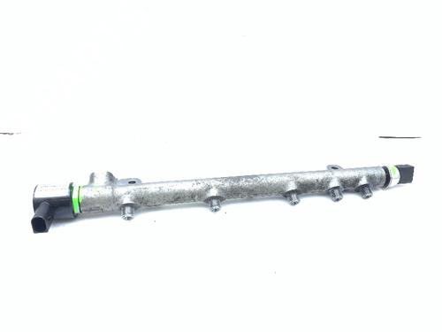 Used Injection rail Injection rail 38097034 38097034