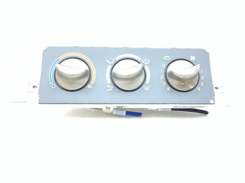 Mando climatizador RENAULT TWINGO I (C06_) 1.2 (C066, C068) (58 hp) 32669496