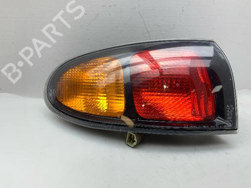 Feu arrière gauche DAEWOO LANOS (KLAT) 1.5 (86 hp) 33018088