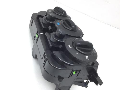 Climate control MERCEDES-BENZ A-CLASS (W168) A 170 CDI (168.009, 168.109) | BP17946978I5 
