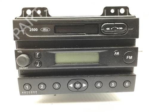 Used Radio FORD FIESTA V (JH_, JD_) 1.3 (60 hp) 26011930
