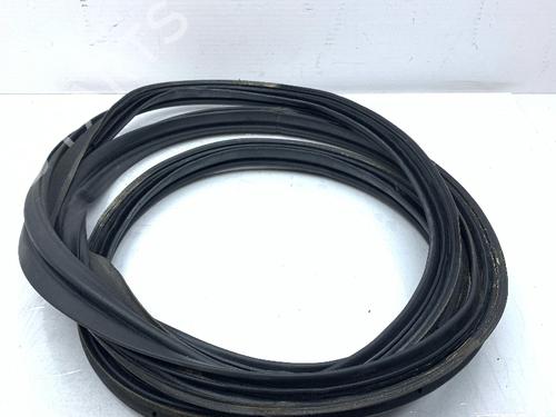 Gummiliste HYUNDAI i30 (GD) 1.4 (99 hp) 31624047