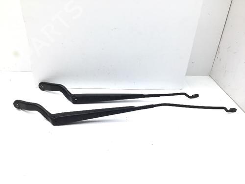 Front windshield wiper arm FORD FIESTA V (JH_, JD_) 1.3 | BP26011926C143 