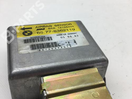 Used ECU airbags BMW 3 Compact (E36) 316 i (102 hp) 8136582