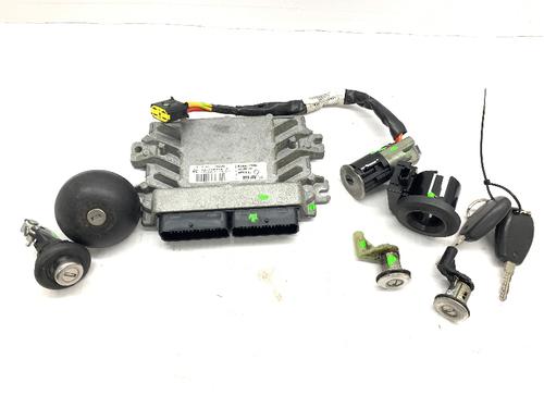 Øvrige Styrinhsenheder DACIA SANDERO 1.4 (BS0C, BS0A, BS0G, BS1F, BS0E) (75 hp) 13101744