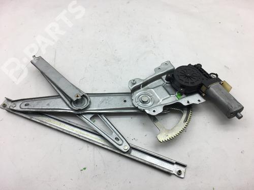 Used Front right window mechanism TOYOTA YARIS (_P1_) 1.4 D-4D (NLP10_, NLP10R) (75 hp) 7315829