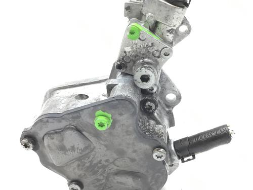 Used Vacuum pump VW GOLF V (1K1) 1.9 TDI (90 hp) 25920558