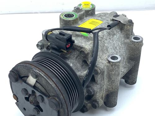 Used AC compressor FORD FIESTA V (JH_, JD_) 1.3 (60 hp) 31553701