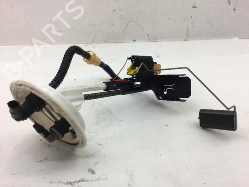 Used Fuel pump BMW 5 Touring (E61) 520 d (163 hp) 14586989
