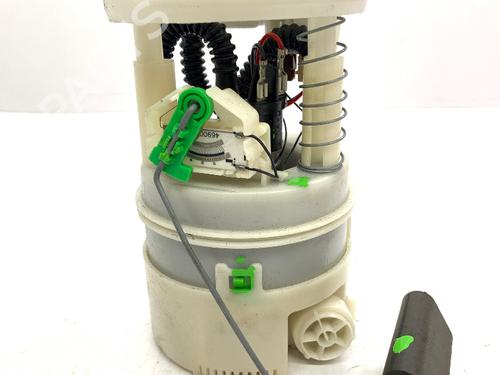 Used Fuel pump DACIA SANDERO 1.4 (BS0C, BS0A, BS0G, BS1F, BS0E) (75 hp) 13099189
