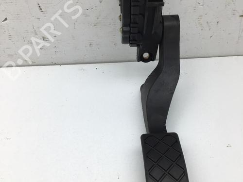 Pedal AUDI A3 (8L1) 1.6 (101 hp) 28096776