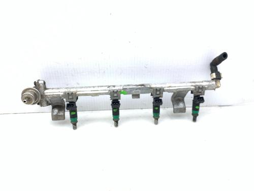Used Injection rail Injection rail FORD FOCUS I Turnier (DNW) 1.6 16V (100 hp) 40118988 40118988