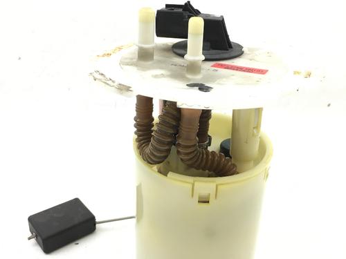 Fuel pump CHEVROLET NUBIRA Estate 1.8 | BP8136553M76 