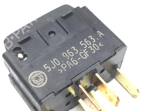 Switch SKODA ROOMSTER (5J7) 1.2 TSI | BP23242955I30 