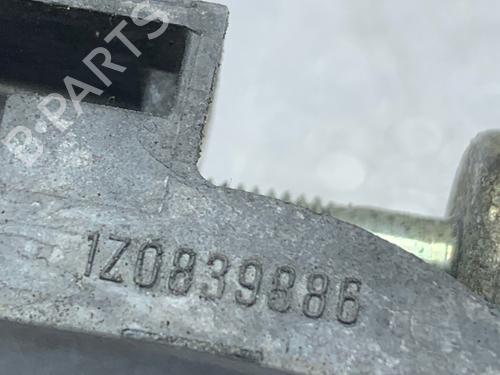 Front left exterior door handle VW GOLF V (1K1) 1.6 | BP31969355C128 