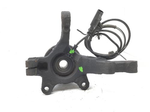 Used Left front steering knuckle NISSAN MICRA III (K12) 1.2 16V (65 hp) 25478073