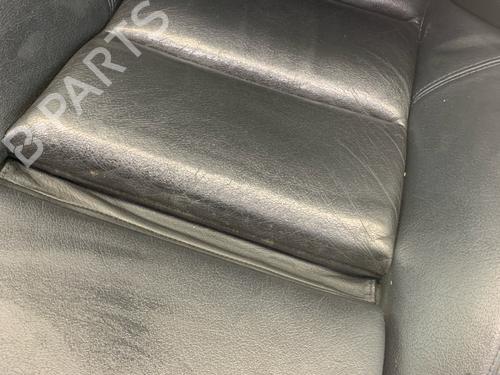 Right front seat AUDI A4 B6 (8E2) 3.0 | BP32296570C16 - Image 6