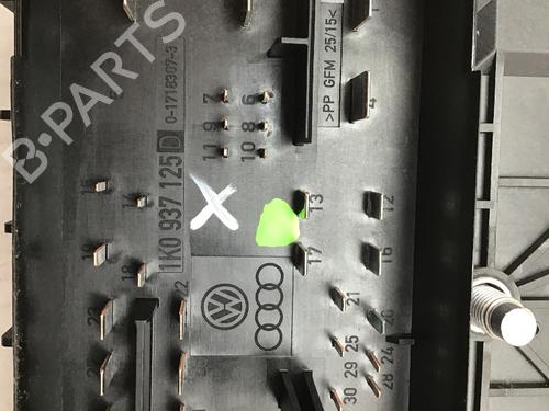 Fuse box VW TOURAN (1T1, 1T2) 1.4 TSI EcoFuel | BP27864247E1 