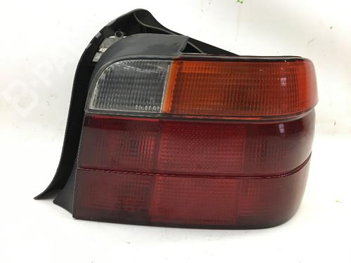 Used Right taillight BMW 3 Compact (E36) 316 i (102 hp) 8136574