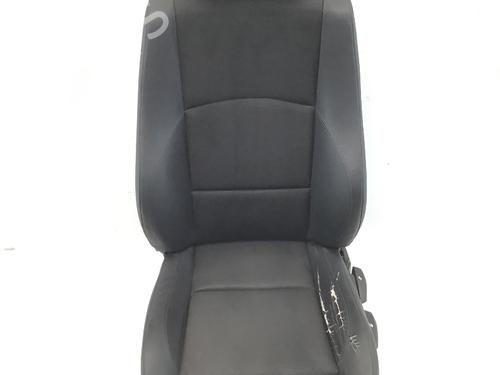 Left front seat BMW 1 (E87) 116 d (116 hp) 17742783