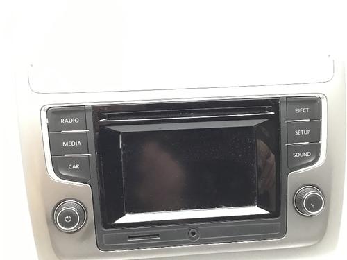 Used Radio VW POLO V (6R1, 6C1) 1.4 TDI (90 hp) 26874673