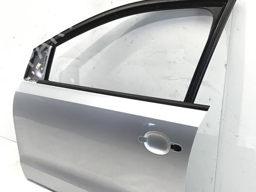 Used Left front door VW POLO V (6R1, 6C1) 1.2 TDI (75 hp) 29309815