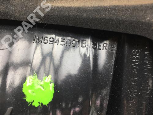 Left tailgate light SEAT LEON (1M1) 1.6 16 V | BP10558504C79 