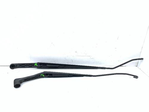 Vindspejlsviskerarm Vindspejlsviskerarm MITSUBISHI COLT VI (Z3_A, Z2_A) 1.1 (Z31A, Z32A) (75 hp) 33927388 33927388