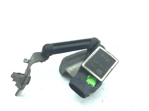 Used Electronic sensor BMW 1 Convertible (E88) 120 i (170 hp) 13576017