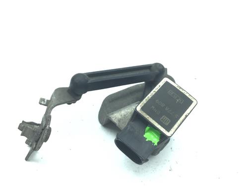 Sensor electrónico BMW 1 Convertible (E88) 120 i (170 hp) 13576017