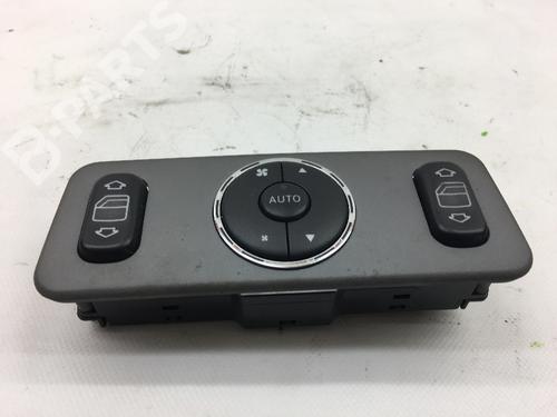 Used Switch MERCEDES-BENZ M-CLASS (W163) ML 270 CDI (163.113) (163 hp) 9133818