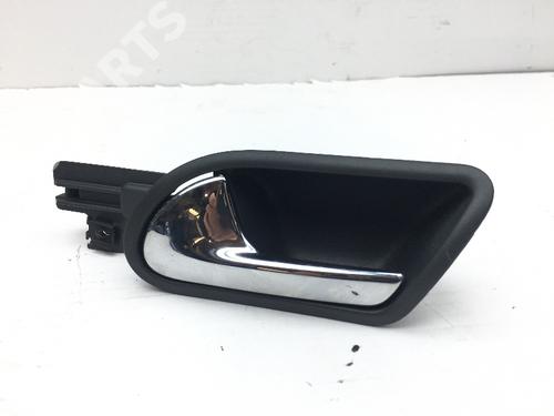 Used Rear left exterior door handle Rear left exterior door handle VW GOLF V (1K1) 1.4 16V (75 hp) 11133615 11133615