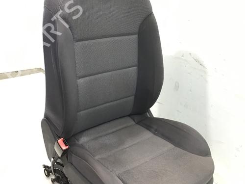 Stol venstre foran AUDI A3 (8L1) 1.6 (101 hp) 28129630