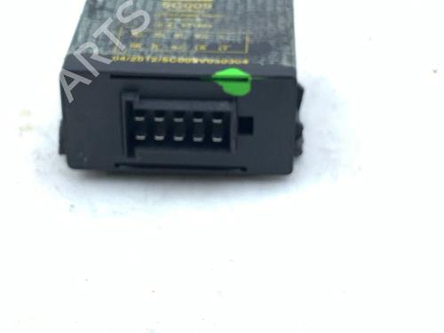 Used Electronic module Electronic module VW GOLF VAN IV Variant (1J5) 1.9 TDI (90 hp) 39917066 39917066